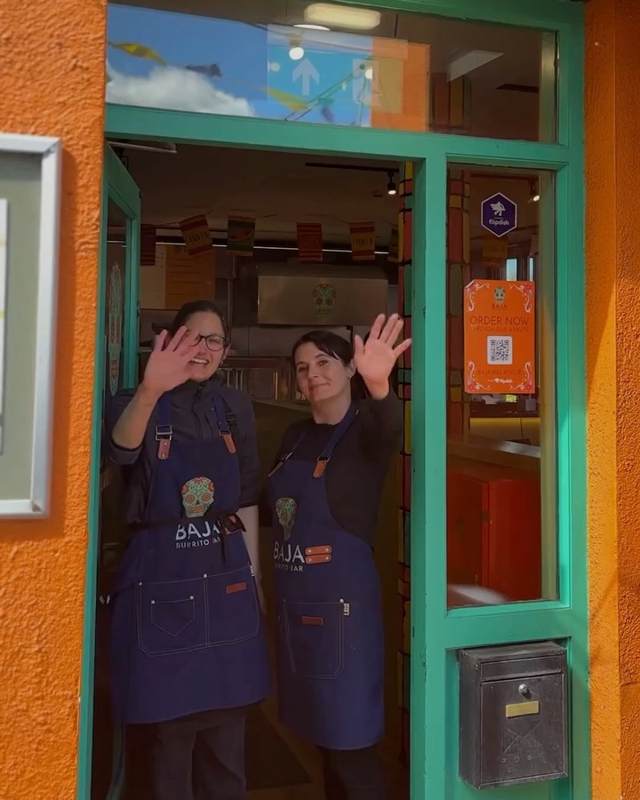 Baja Burrito Bar, Thurles 🔥🌯
If you are looking for big flavours, generous portions, and some of the best Mexican-inspired food in Thurles, Baja Burrito Bar is the place to be.
Located in the heart of Liberty Square, Baja has built a loyal following thanks to its fresh ingredients, packed burritos, loaded tacos, and friendly service. Whether you’re grabbing a quick lunch, fuelling up after work, or treating yourself at the weekend, there’s something on the menu for everyone 🌮🌯
Known for their welcoming atmosphere and excellent customer service, the team at Baja always goes the extra mile to make sure every visit is a great one. And if you’re struggling to choose, they’re always happy to help you find your perfect combination of flavours 🙌
As part of our Taste of Our Town campaign, we would like to say a huge thank you to Baja Burrito Bar for contributing a fantastic €50 voucher towards our giveaway 🎉
If you haven’t tried Baja yet, this summer is the perfect time to call in, discover your new favourite burrito, and support one of Thurles’ most popular independent food spots.
📍 Bridge House, Liberty Square, Thurles
